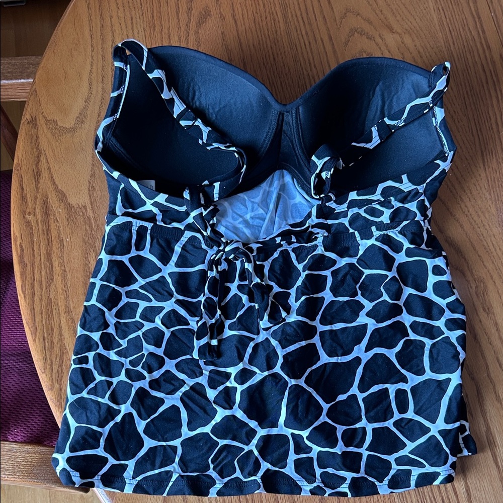 Coco Reef Black and White Animal Print Tankini 36/38DD - Picture 3 of 9